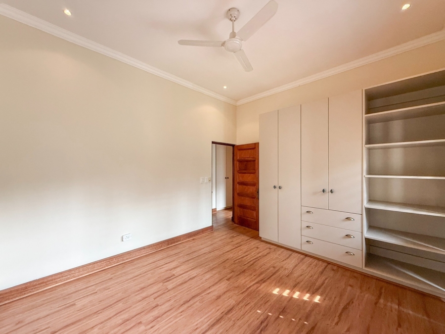 6 Bedroom Property for Sale in The Coves North West